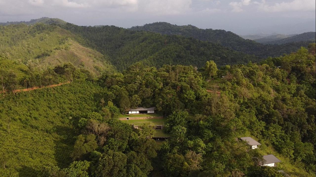 Santani Wellness Kandy Bagian luar foto