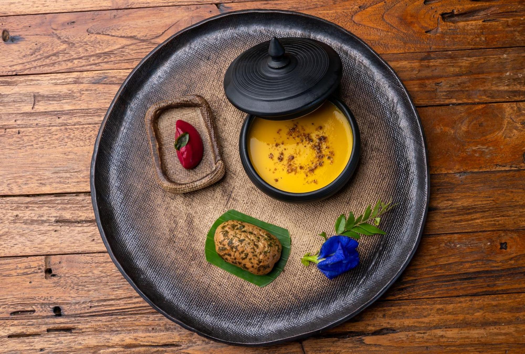 Santani Wellness Kandy Bagian luar foto
