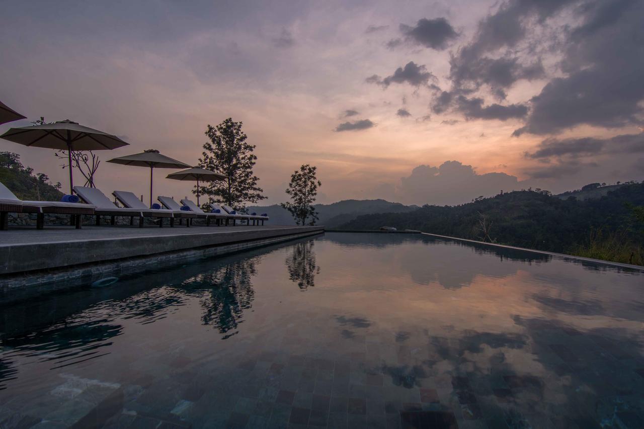 Santani Wellness Kandy Bagian luar foto