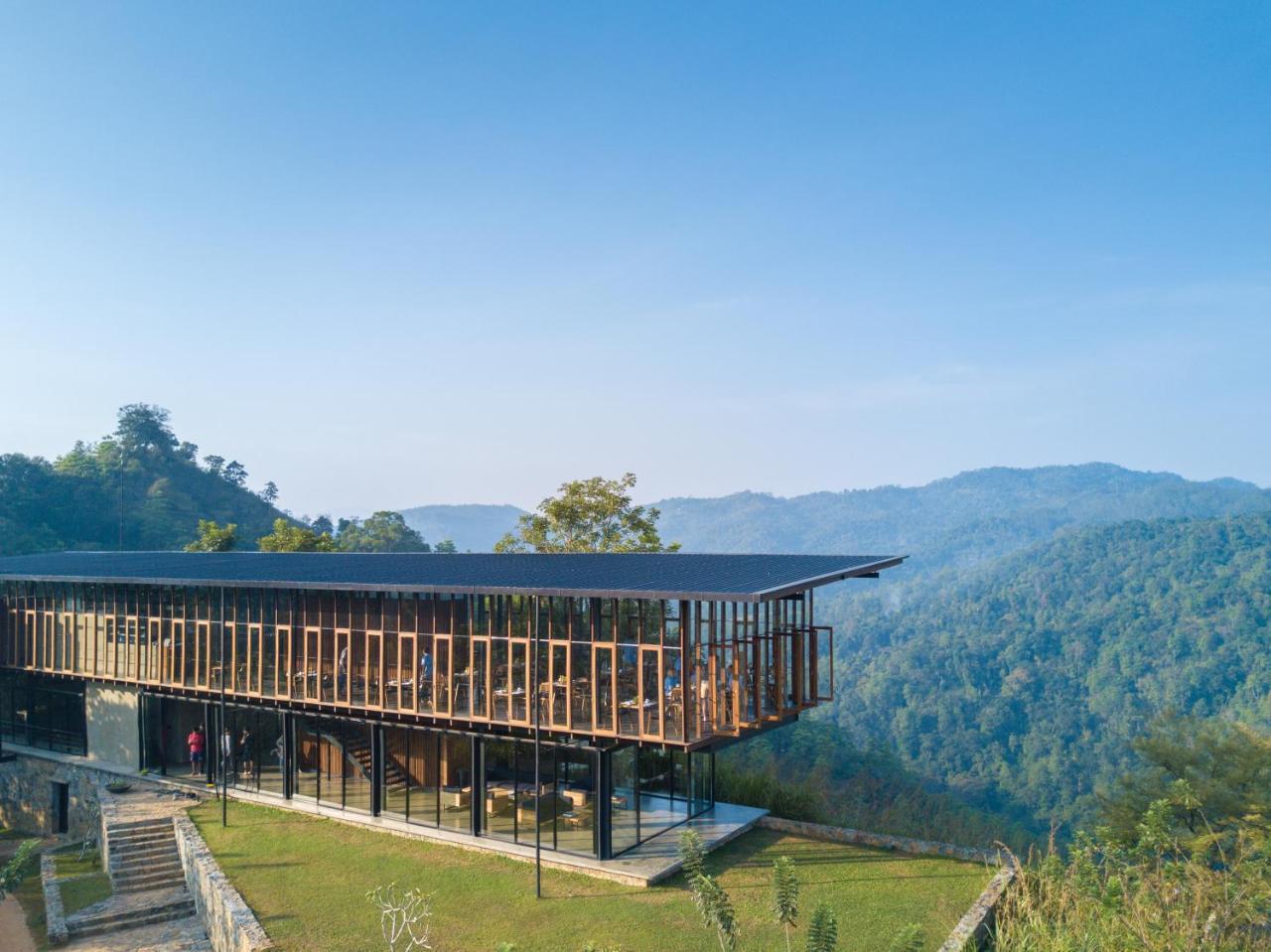 Santani Wellness Kandy Bagian luar foto
